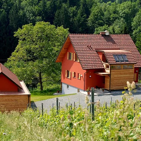 Guest house Weingut Tauss Leutschach