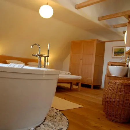 Weingut Tauss 4* Leutschach